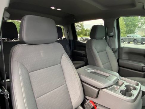 Used 2023 Chevrolet Silverado 1500 Custom AWD/4WD image 23
