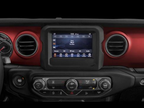 Certified 2019 Jeep Wrangler Unlimited Rubicon w/ Dual Top Group AWD/4WD image 19