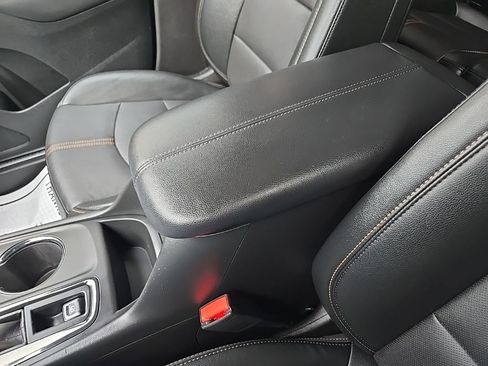 Used 2023 Chevrolet Equinox Premier FWD image 63