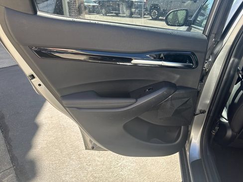Used 2025 Kia Seltos EX w/ EX Sunroof Package AWD/4WD image 16