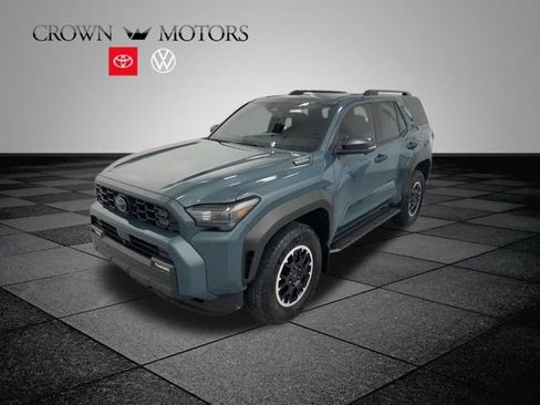 Used 2025 Toyota 4Runner TRD Off-Road Premium AWD/4WD image 3