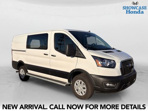Used 2025 Ford Transit 250 Low Roof w/ Exterior Upgrade Package RWD image 6