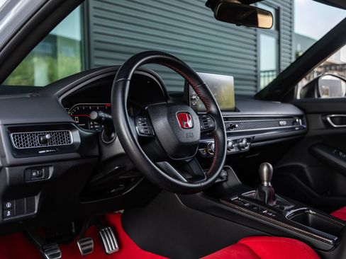 Used 2023 Honda Civic Type R image 31