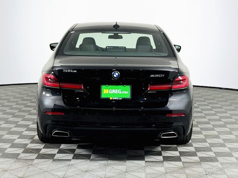 Used 2023 BMW 530i w/ Convenience Package RWD image 7