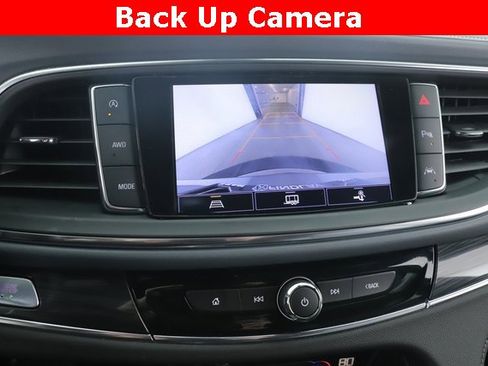 Used 2024 Buick Enclave Essence image 25