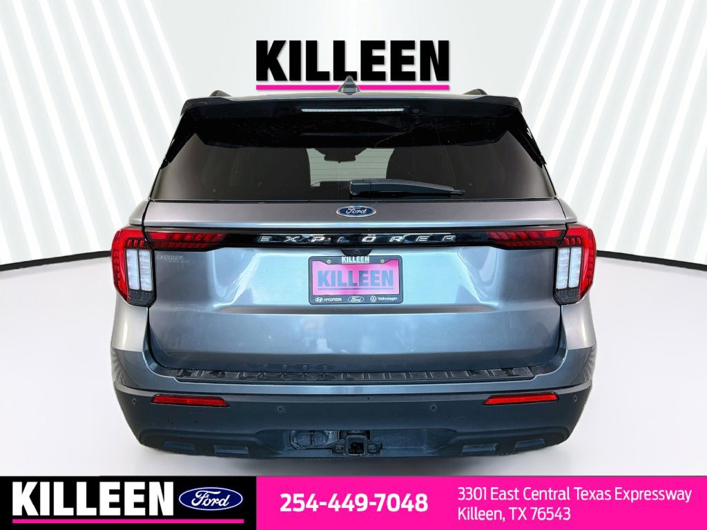 Used 2025 Ford Explorer Active RWD image 8