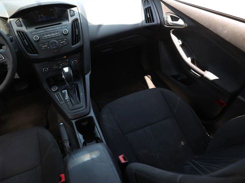 Used 2016 Ford Focus SE FWD image 22