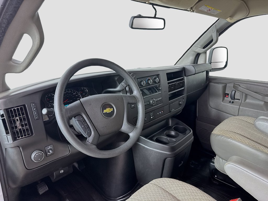 Used 2021 Chevrolet Express 2500 LS w/ Driver Convenience Package RWD image 10