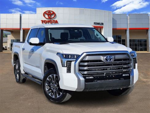 Used 2024 Toyota Tundra Limited image 1