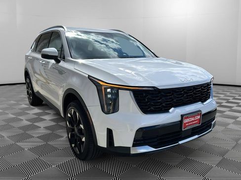 New 2026 Kia Sorento EX AWD/4WD image 3