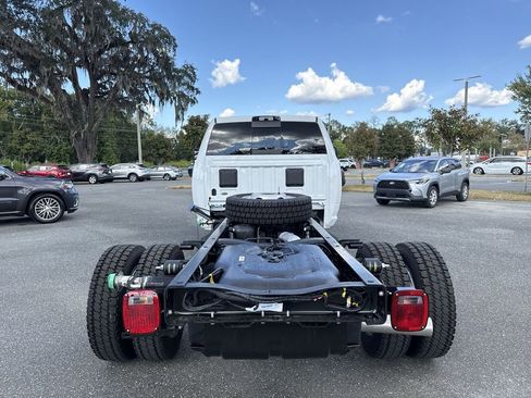 New 2026 RAM 4500 Tradesman image 4