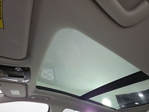 Used 2023 Kia Sorento SX Prestige image 34