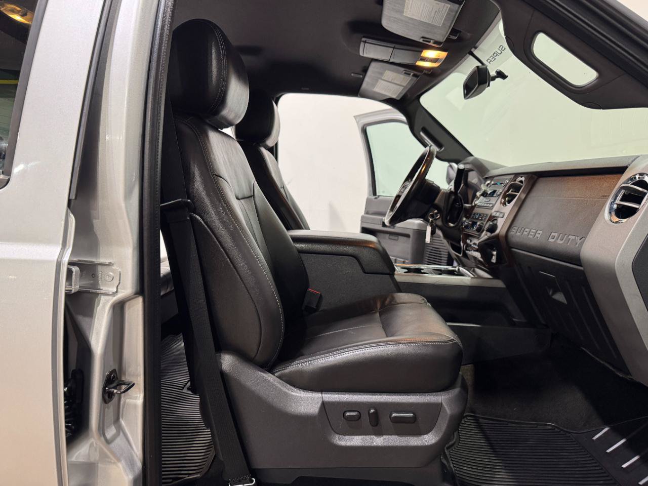 Used 2012 Ford F250 Lariat w/ Chrome Pkg AWD/4WD image 12