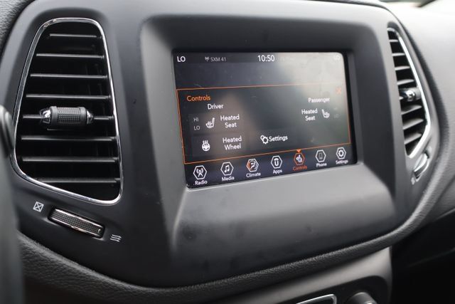 Used 2021 Jeep Compass Latitude w/ Convenience Group AWD/4WD image 18