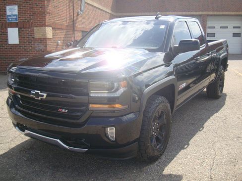 Used 2016 Chevrolet Silverado 1500 LT w/ Midnight Edition AWD/4WD image 1