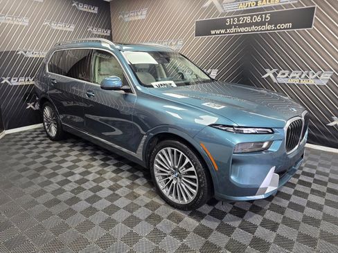 Used 2024 BMW X7 xDrive40i w/ Executive Package AWD/4WD image 10