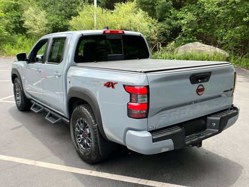 Used 2023 Nissan Frontier PRO-4X w/ Pro-4X Premium Package AWD/4WD image 3