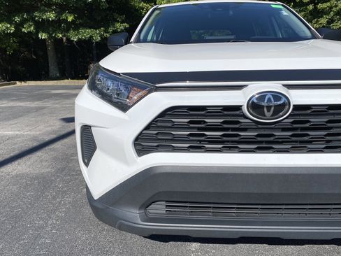 Used 2022 Toyota RAV4 LE FWD image 14