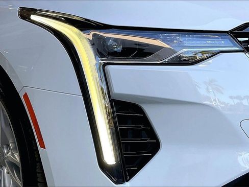 Used 2023 Cadillac CT4 Luxury image 26