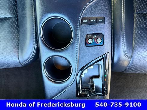 Used 2016 Toyota Avalon Limited image 34