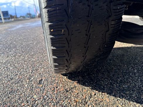 Used 2022 Ford E-Transit 148 High Roof Extended image 43