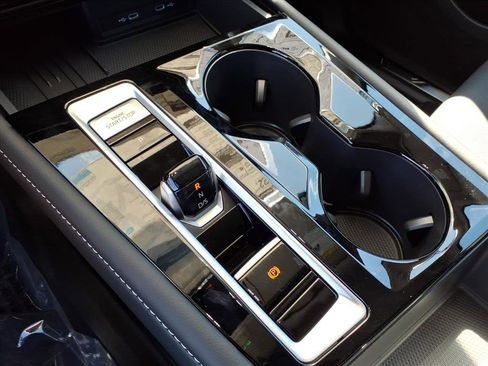 New 2026 Volkswagen Atlas SE image 20