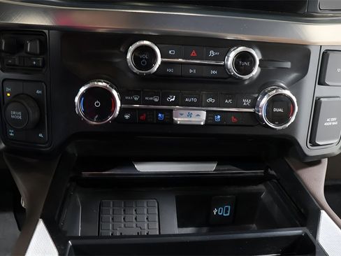 Used 2025 Ford F350 King Ranch image 9