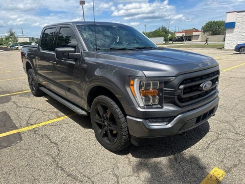 Used 2021 Ford F150 XLT w/ Equipment Group 302A High AWD/4WD image 13
