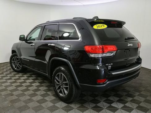 Used 2019 Jeep Grand Cherokee Limited AWD/4WD image 8