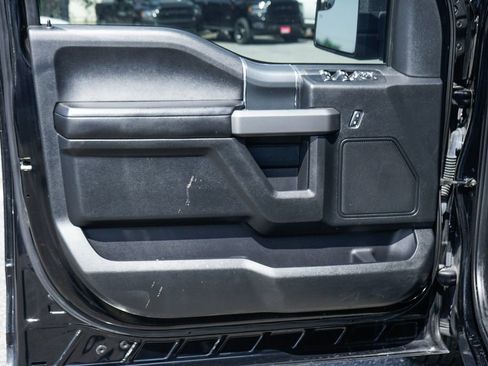 Used 2018 Ford F150 XLT w/ Equipment Group 301A Mid RWD image 11