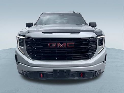 Used 2022 GMC Sierra 1500 Elevation w/ X31 Off-Road Package AWD/4WD image 10