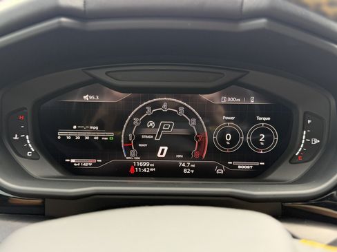 Used 2024 Lamborghini Urus S AWD/4WD image 13