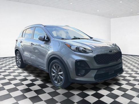 Used 2021 Kia Sportage S w/ S FWD Premium Package image 3