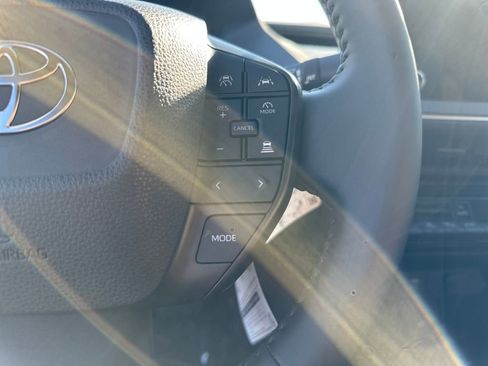 New 2026 Toyota Prius LE image 20