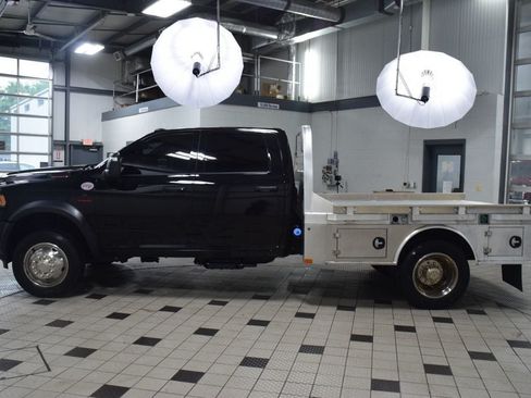 Used 2024 RAM 4500 Tradesman w/ Convenience Group AWD/4WD image 3