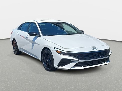 New 2026 Hyundai Elantra SEL Sport Premium FWD image 3