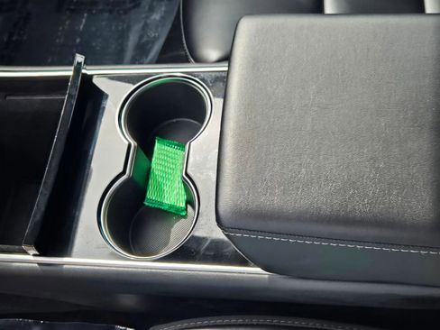 Used 2020 Tesla Model 3 Performance image 23