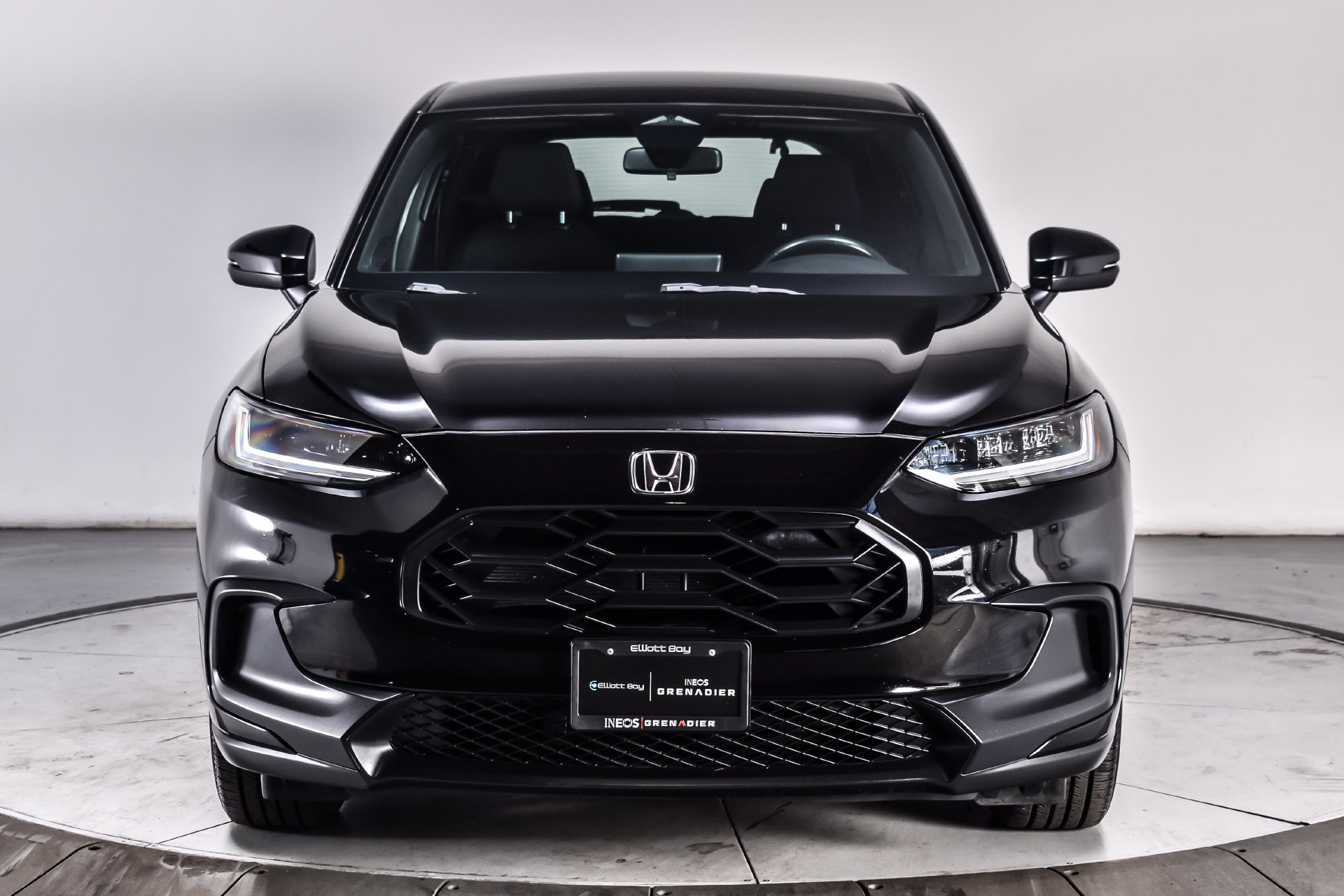 Used 2024 Honda HR-V Sport image 2