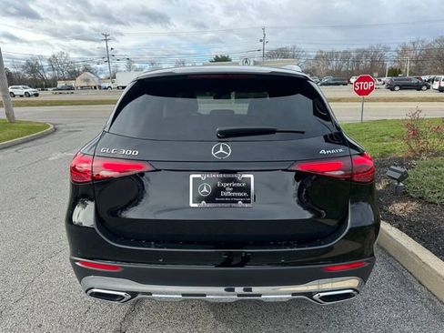 Used 2026 Mercedes-Benz GLC 300 4MATIC image 4