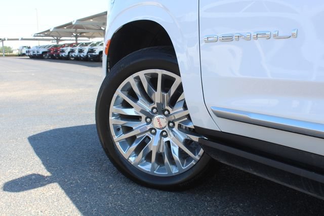 Used 2024 GMC Yukon XL Denali w/ Max Trailering Package AWD/4WD image 13