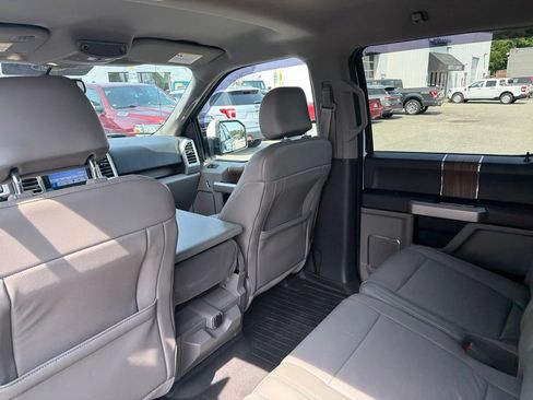 Used 2016 Ford F150 Lariat w/ Equipment Group 501A Mid AWD/4WD image 23
