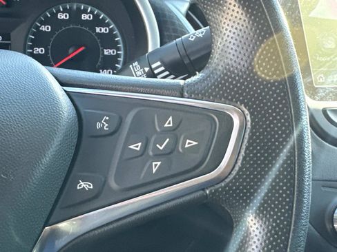 Used 2024 Chevrolet Malibu LT image 17