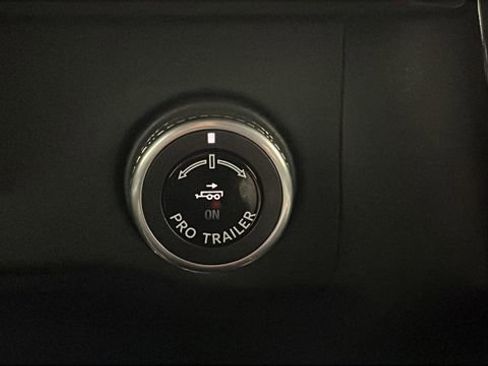 Used 2025 Lincoln Navigator L Reserve image 43