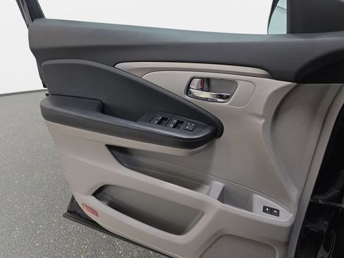 Used 2018 Honda Pilot EX-L image 27