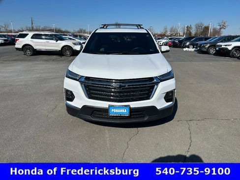 Used 2023 Chevrolet Traverse LT w/ LT Premium Package image 9