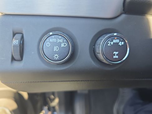 Used 2019 GMC Yukon SLT image 26