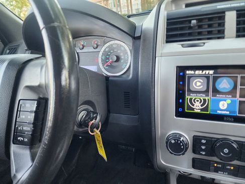 Used 2012 Ford Escape XLT image 28