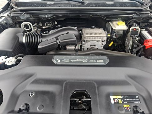 Used 2022 Jeep Wagoneer Series II AWD/4WD image 28