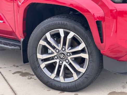 New 2026 Toyota 4Runner Limited AWD/4WD image 2