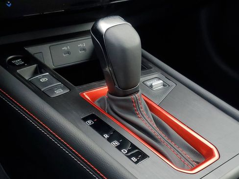 New 2026 Nissan Kicks SR image 26